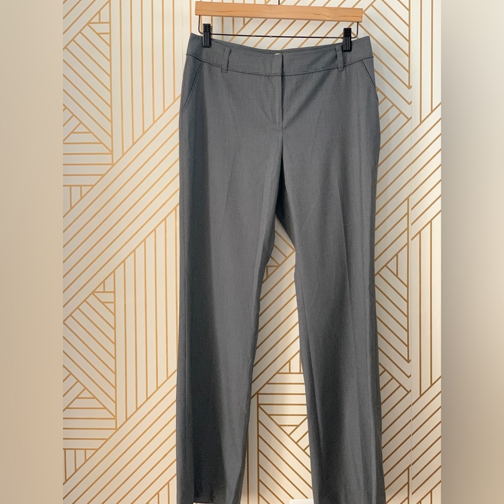 ⭐️ $5 Halogen Taylor fit Gray micro tweed Dress Pants size 8
